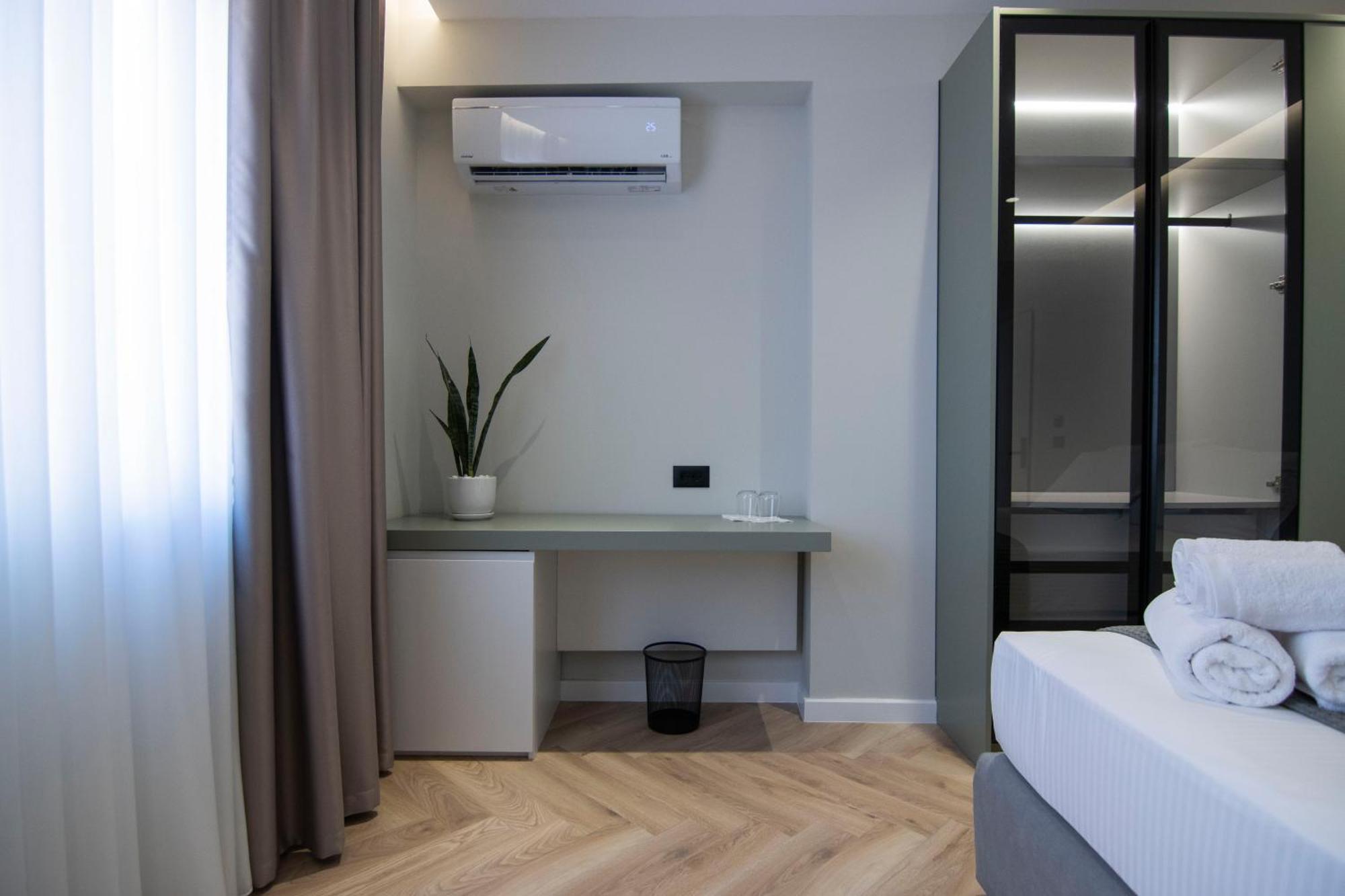 Mina Luxury Rooms 티라나 외부 사진